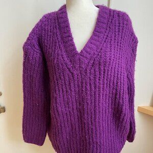 𝅺MANGO Women BNWT Purple Sweater Chunky Sz Small NEW Vneck